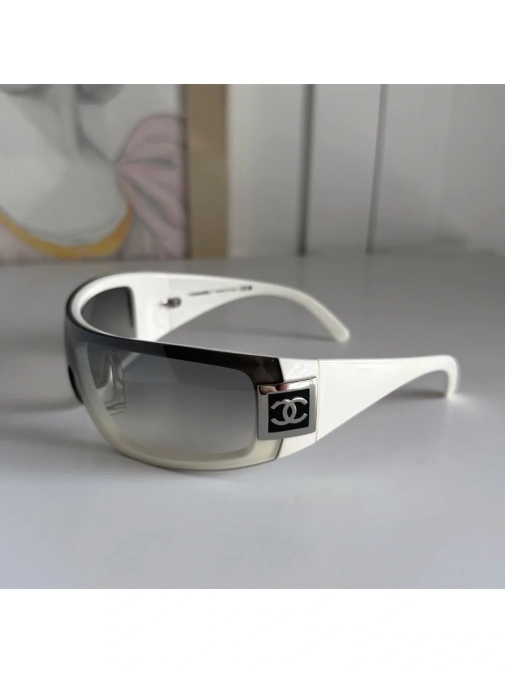 CHANEL Classic Vintage Y2K White CC Logo 5085 Shield Sunglasses - Picture 3 of 9